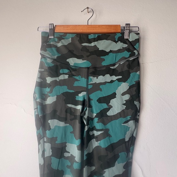 Lululemon Base Pace High-Rise Running Tight Heritage 365 Camo Tidewater Size 8 - Picture 3 of 8